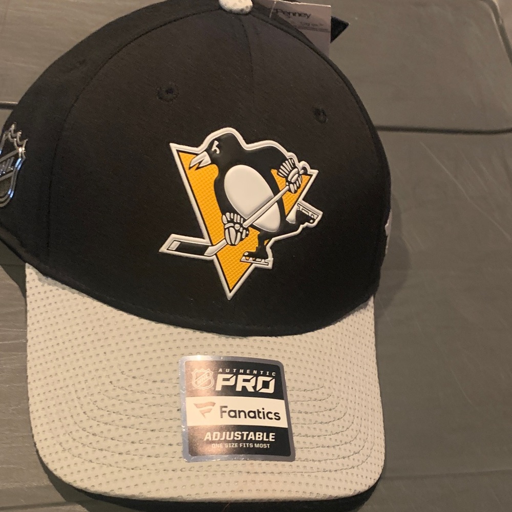 Fanatics Black and Gray Pittsburgh Penguins Hat